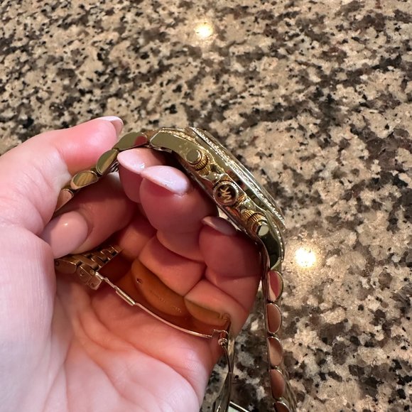 MICHAEL KORS Women's MK5835 Pressley Gold Tone Chronograph Watch - Picture 5 of 9